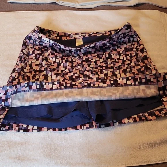 Skort - Picture 3 of 6